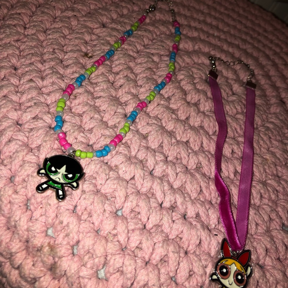 Necklace - Picture 2 of 6